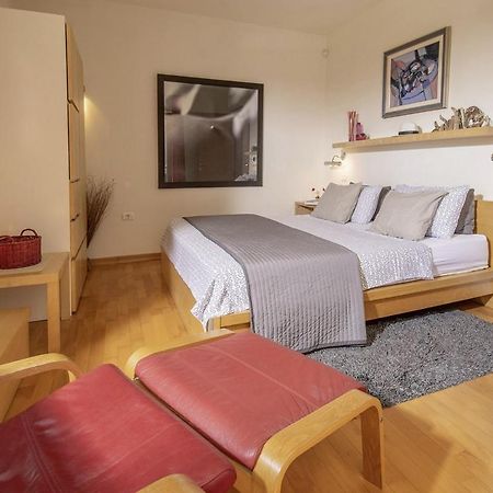 Villa Emili In Medulin - Haus Fuer 4-5 Personen Extérieur photo